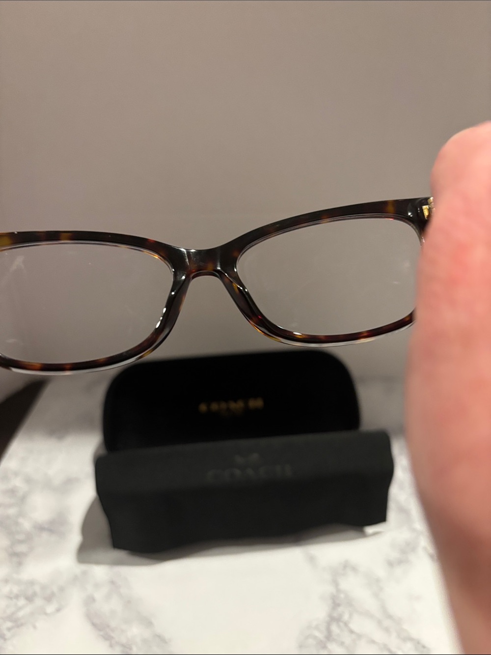 Coach Women's Tortoiseshell Rectangle Glasses in Dark Brown and Amber Highlights - Picture 7 of 8